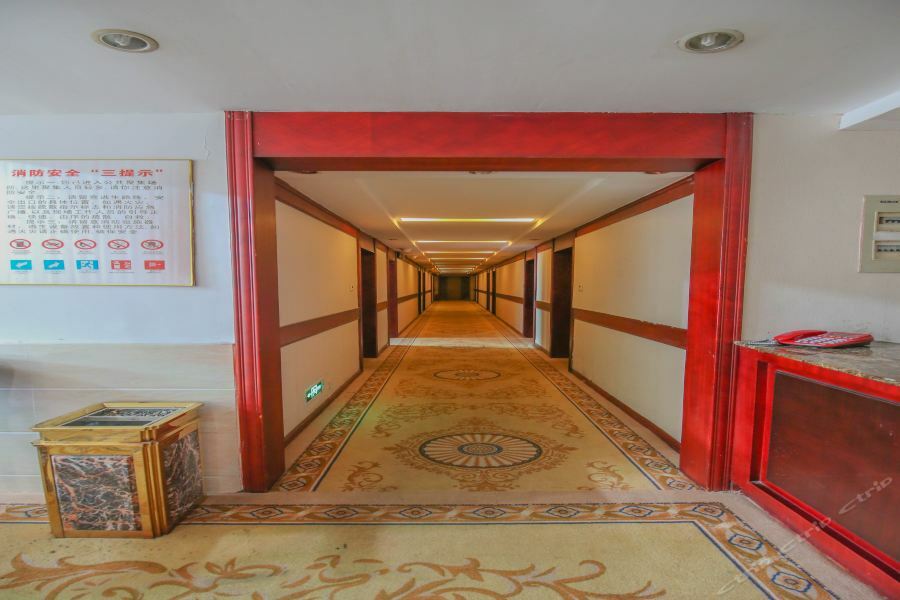 Luchi Hotel Luyang  Eksteriør billede